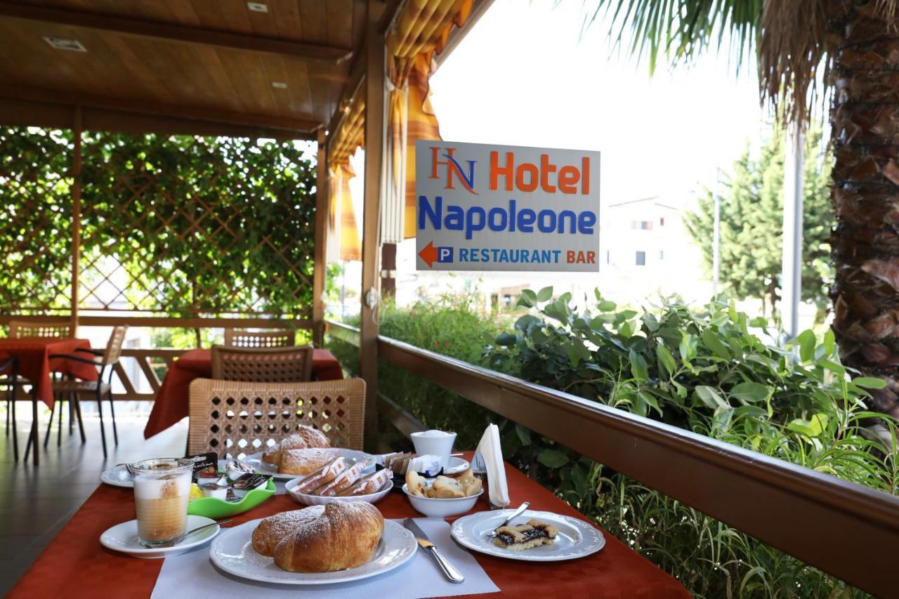 Hotel Napoleone Tortora Esterno foto